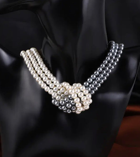 Two-Color Tie Pearl Necklace